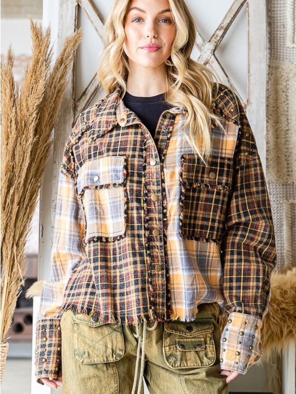 NWOT Oli & Hali Flannel Studded Shacket